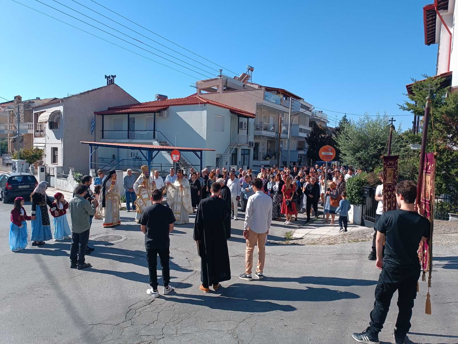 250921 κόσμος περιφορά