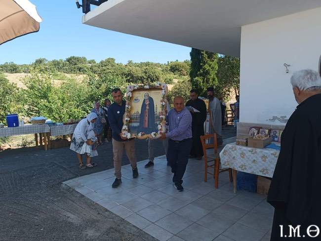 260802.Ανακομιδή.Αγίου.Σεραφείμ.01